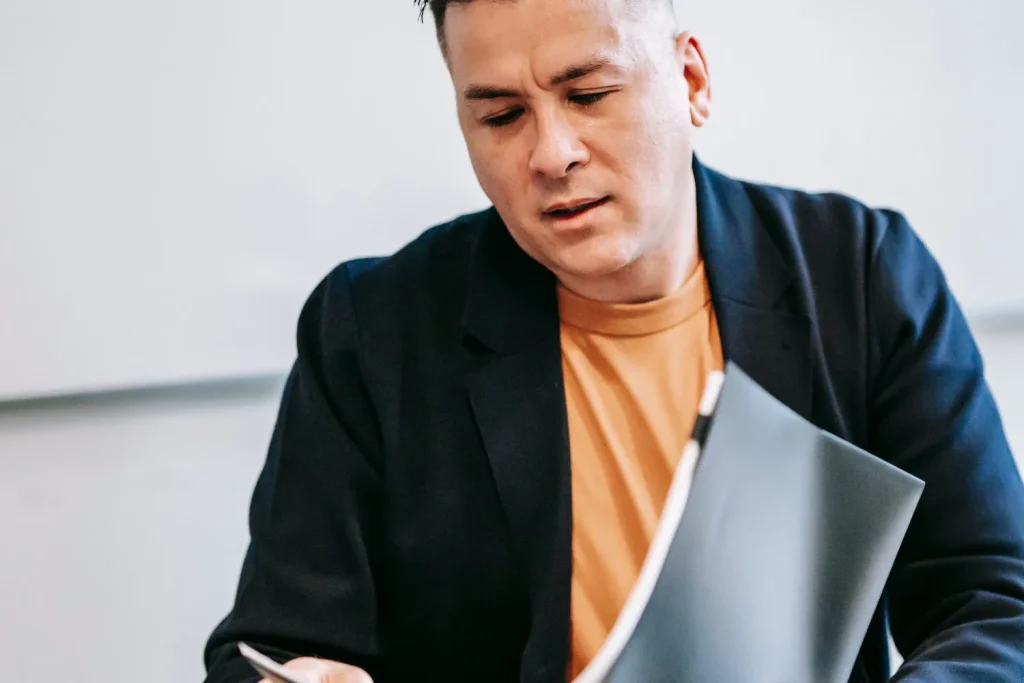 Hiring manager reviewing a finalized screening report